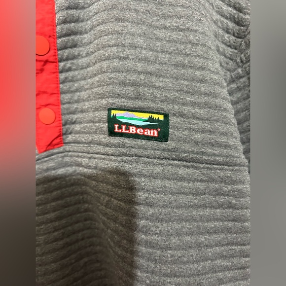 L.L Bean sweater - Picture 3 of 3